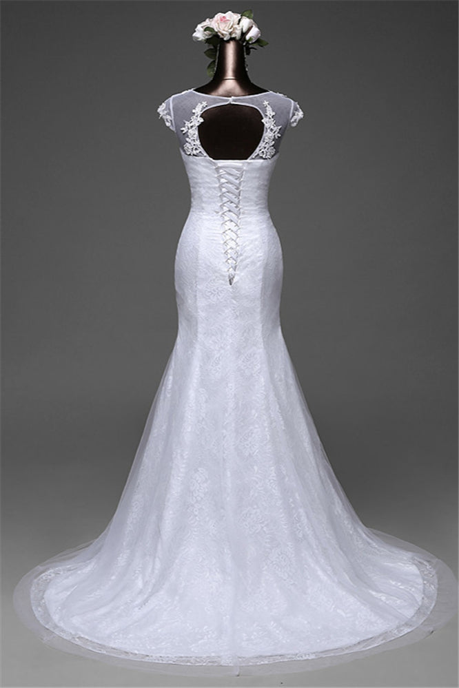 Elegant Mermaid Wedding Gown with Long Lace and Tulle Overskirt