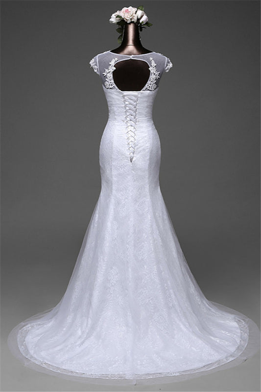 Elegant Mermaid Wedding Gown with Long Lace and Tulle Overskirt