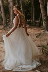 Elegant Backless V-neck Long A-line Boho Lace Tulle Wedding Gown