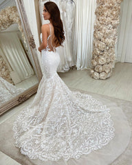 Elegant Mermaid Wedding Dress with Sweetheart Neckline and Lace Backless Design