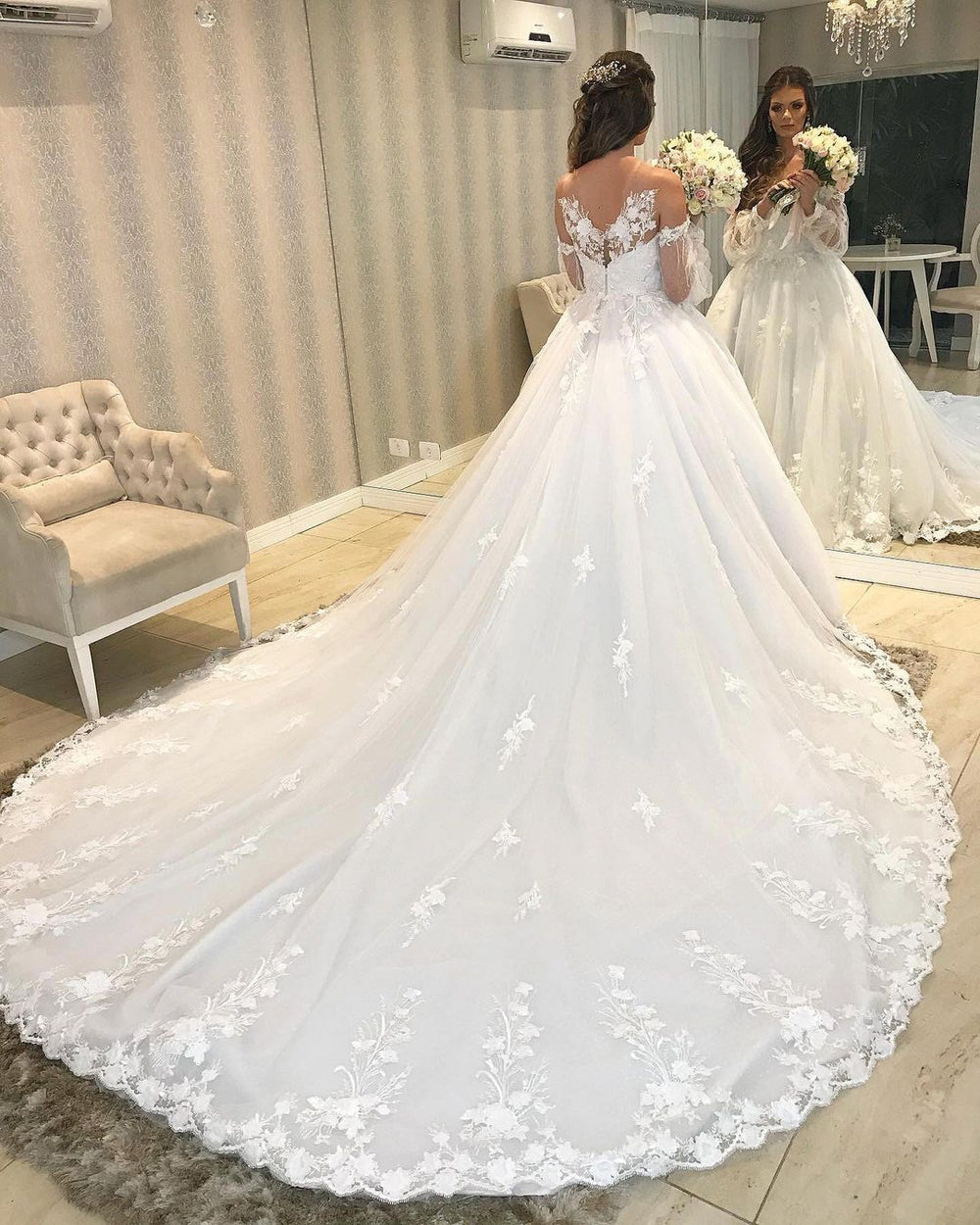 Elegant Off-the-shoulder Princess Wedding Gown with Long Tulle Skirt and Bubble Sleeves