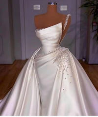 Elegant White Mermaid Bridal Gown with One Shoulder and Pearl-Adorned Detachable Skirt