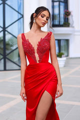 Glamorous Red V-Neck Sleeveless Prom Dresses Split Long With Beadings