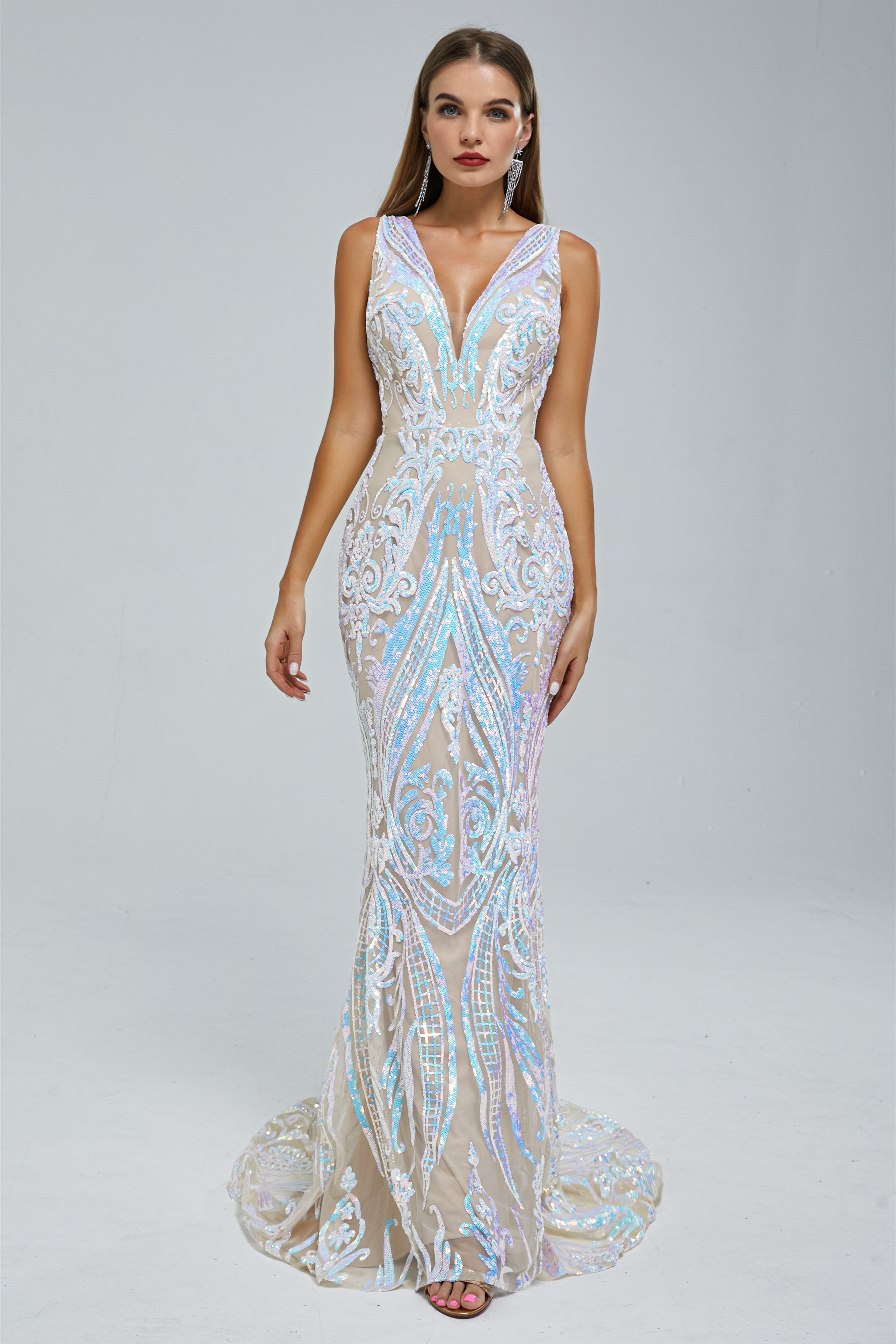 Gorgeous V-Neck Sleeveless Prom Dress Sequins Mermaid Long