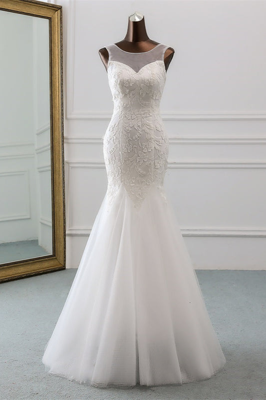 Elegant Lace Mermaid Wedding Gown in Jewel-Toned Tulle with Backless Design