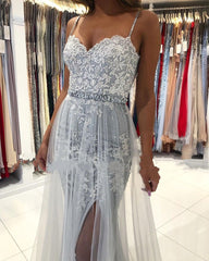 Elegant Spaghetti-Straps Sweetheart Lace Tulle Prom Dress With Appliques