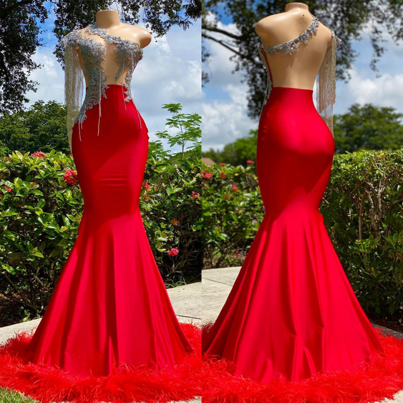 Classic Red Long Sleeves Prom Dress Mermaid Prom Dress With Feather Appliques
