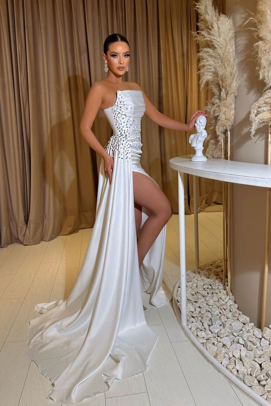 Modern White Strapless Mermaid Prom Dress Pearls With Split Ruffles