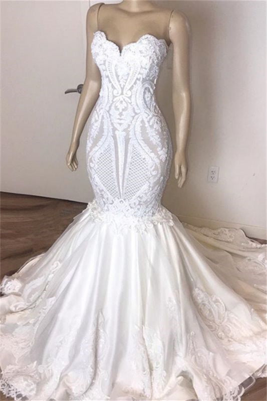 Sweetheart Mermaid Wedding Gown Featuring Long Lace Appliques
