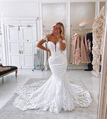 Elegant Backless Mermaid Wedding Gown with Lace and Off-The-Shoulder Design