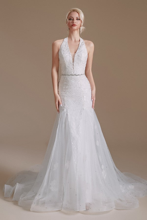 Stunning Mermaid Halter Floor-Length Tulle Wedding Dress Featuring Lace Appliques
