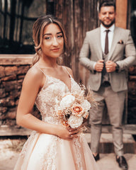 Elegant A-Line Wedding Gown with Chic Spaghetti Straps and Tulle Lace