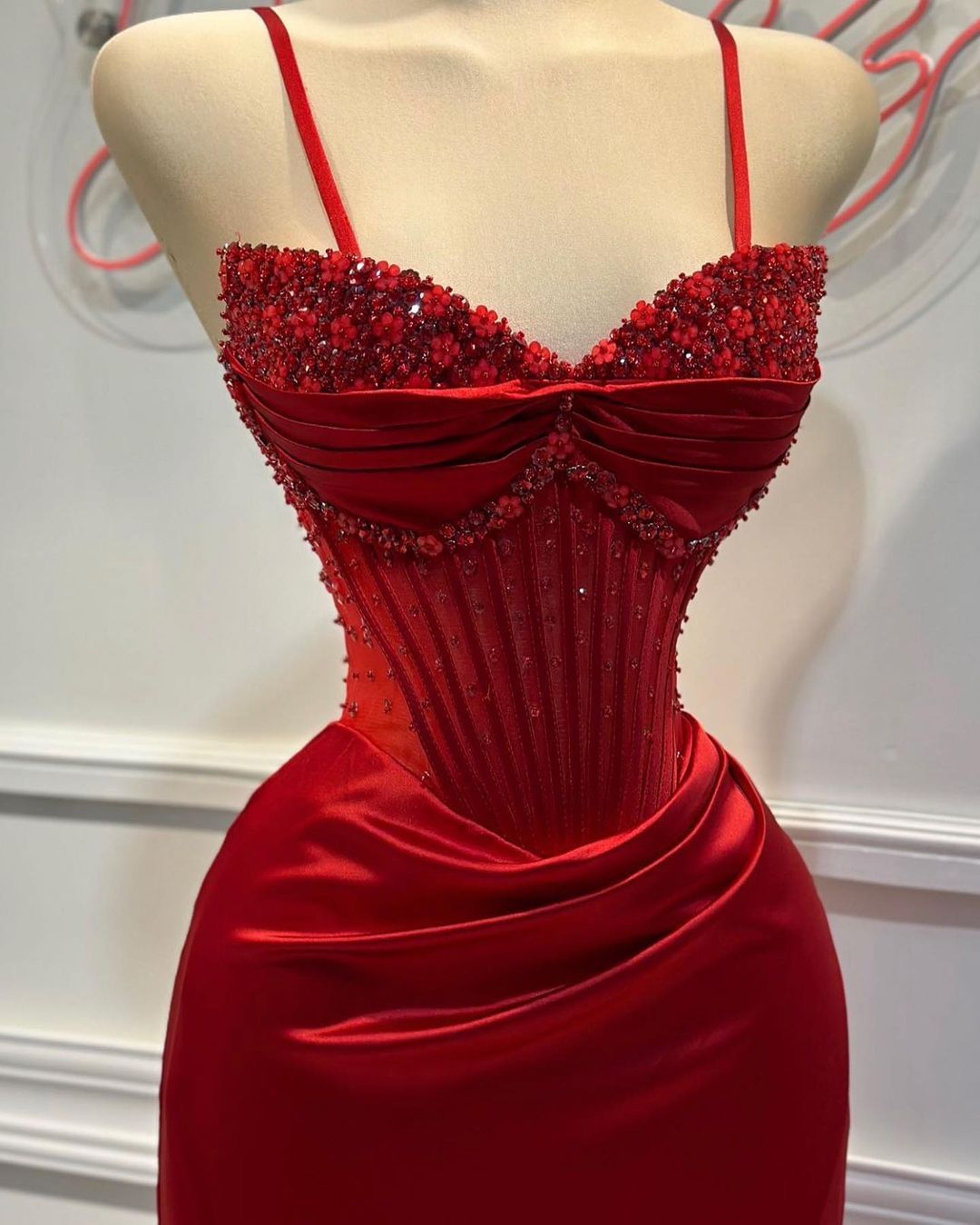 Elegant Red Spaghetti Strap Sheath Mermaid Prom Dress