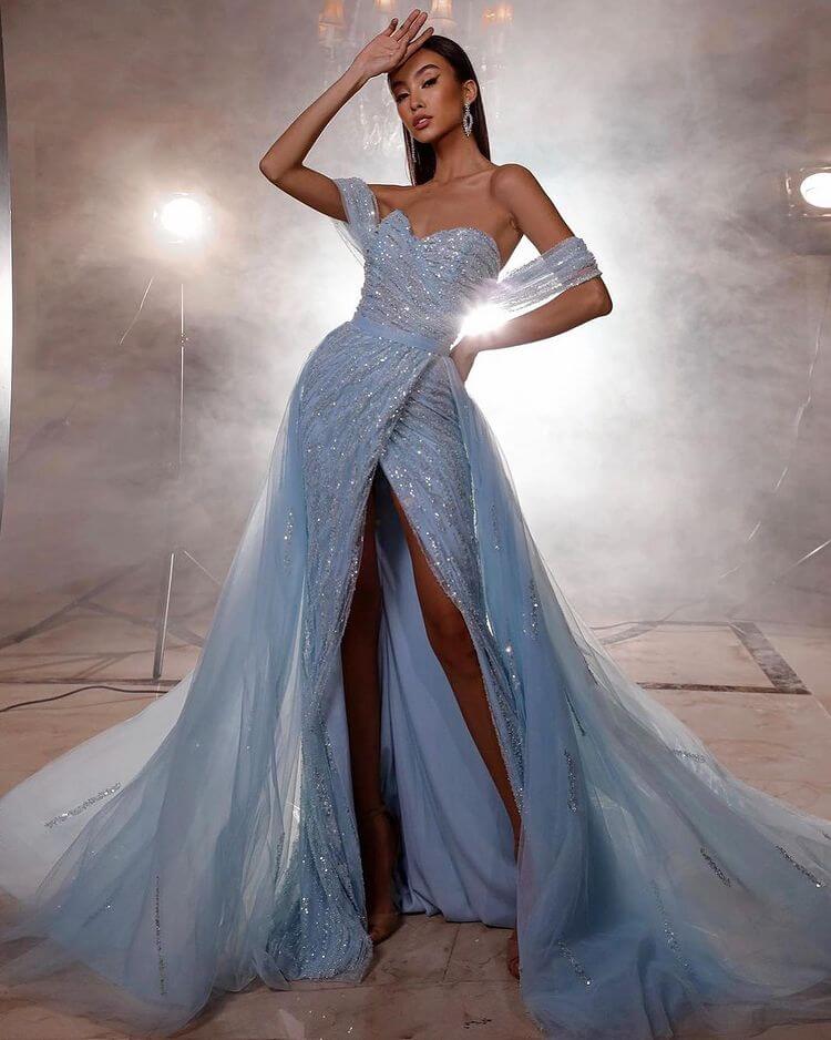 Charming Sky Blue Off-the-Shoulder Prom Dress Mermaid Split Tulle With Beadings