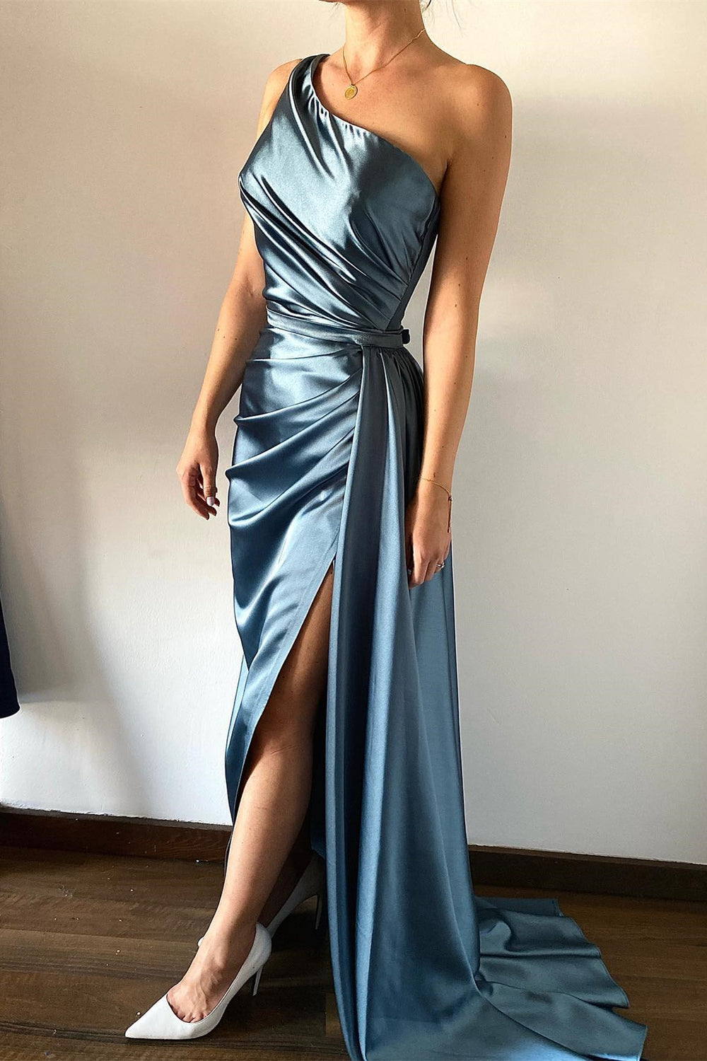 New Arrival Dusty Blue One Shoulder Sleeveless Mermaid Prom Dress Pleats With Split Detachable Ruffles