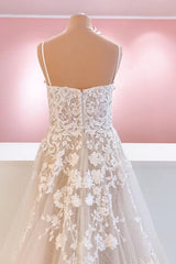 Backless A-Line Wedding Dress with Elegant Spaghetti Straps and Lace Appliques in Tulle