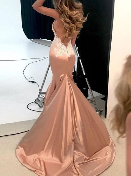 Glamorous Sleeveless V-Neck Mermaid Prom Dress Long With Appliques