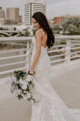 Elegant Long Mermaid Wedding Dress with Spaghetti Straps, V-neck, and Lace