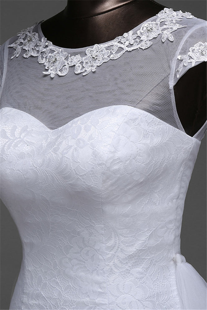 Elegant Mermaid Wedding Gown with Long Lace and Tulle Overskirt