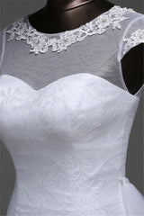 Elegant Mermaid Wedding Gown with Long Lace and Tulle Overskirt