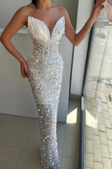 Chic White V-Neck Mermaid Prom Dress Sequins Long With Pearls